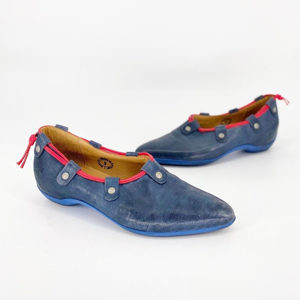 John Fluevog Womens Blue Leather Pointed Toe Studs Flat Slip On Shoes Size 9